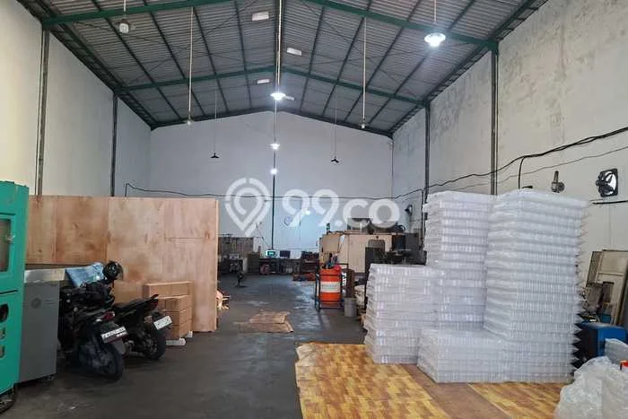 Gudang Dijual di Buduran LT 432m2, LB 432m2 Solusi Investasi Cerdas Gudang Dijual di Buduran LT 432m2, LB 432m2 Solusi Investasi Cerdas