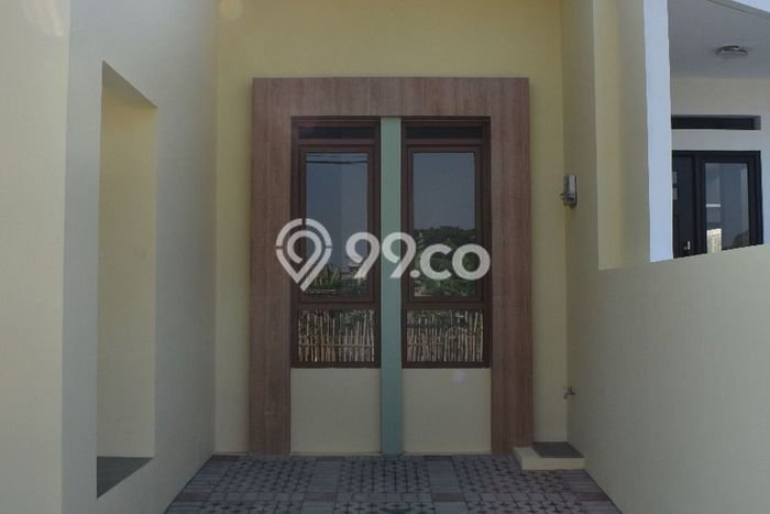 Rumah Asri area Arcamanik, Bandung, Luas 77m2m² Bangunan 60m2m² Rumah Asri area Arcamanik, Bandung, Luas 77m2m² Bangunan 60m2m²