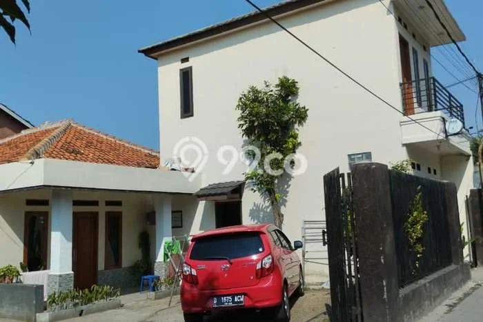 Investasi Kost Dijual di Batununggal, Bandung, Spesifikasi 11 KT, 5 KM, 205m2 Investasi Kost Dijual di Batununggal, Bandung, Spesifikasi 11 KT, 5 KM, 205m2
