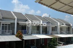 Rumah Nyaman area Green Lake City, 2 KT, Lingkungan Strategis, Luas 60m² Bangunan 84m² Rumah Nyaman area Green Lake City, 2 KT, Lingkungan Strategis, Luas 60m² Bangunan 84m²