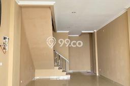 DISEWAKAN RUKO SIAP HUNIII di Green Lake City 286 m² DISEWAKAN RUKO SIAP HUNIII di Green Lake City 286 m²