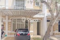 DISEWAKAN RUMAH DUA LANTAI PALING MURAHHH DISEWAKAN RUMAH DUA LANTAI PALING MURAHHH