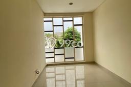 Rumah di Green Lake City, Siap Huni, 3 KM, Akses Green Lake City, Jakarta Barat, Jakarta Barat, Luas 100m² LB 127m² Rumah di Green Lake City, Siap Huni, 3 KM, Akses Green Lake City, Jakarta Barat, Jakarta Barat, Luas 100m² LB 127m²