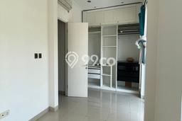 NEW LISTING! Rumah kawasan Green Lake City, Siap Huni, 3 KM, Dekat Green Lake City, Jakarta Barat, Jakarta Barat, LT 90m² LB 10m² NEW LISTING! Rumah kawasan Green Lake City, Siap Huni, 3 KM, Dekat Green Lake City, Jakarta Barat, Jakarta Barat, LT 90m² LB 10m²