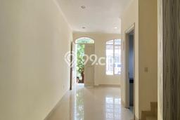 Jarang Ada! Rumah Kontrakan 3 Kamar Nyaman Siap Huni Green Lake City Jarang Ada! Rumah Kontrakan 3 Kamar Nyaman Siap Huni Green Lake City