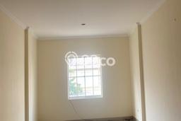 Disewakan! Rumah 3 Kamar Tidur &
4 Kamar Mandi di Green Lake City, Jakarta Barat Disewakan! Rumah 3 Kamar Tidur &
4 Kamar Mandi di Green Lake City, Jakarta Barat