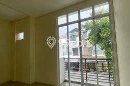 SEWA RUMAH PALING MURAH SIAP HUNI DUA LANTAI SEWA RUMAH PALING MURAH SIAP HUNI DUA LANTAI