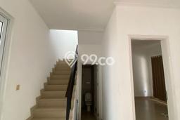 Dijual rumah green lake city 2 lantai terbagus Dijual rumah green lake city 2 lantai terbagus