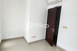 Dijual rumah 2 lantai green lake city dengan harga terjangkau Dijual rumah 2 lantai green lake city dengan harga terjangkau