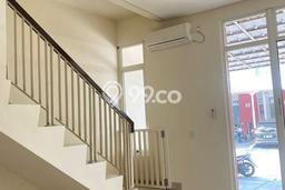 Sewakan rumah 2 lantai green lake city harga terjangkau Sewakan rumah 2 lantai green lake city harga terjangkau
