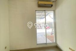 Rumah di Green Lake City, 2 KM, Konsep Minimalis, Luas 90m² LB 100m² Rumah di Green Lake City, 2 KM, Konsep Minimalis, Luas 90m² LB 100m²