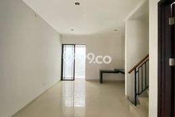 Disewa Rumah green lake city 2 Lantai SHM Bagus Disewa Rumah green lake city 2 Lantai SHM Bagus