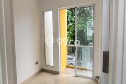 DISEWAKAN RUMAH DUA LANTAI UKURAN 6x15 Siap Huni DISEWAKAN RUMAH DUA LANTAI UKURAN 6x15 Siap Huni