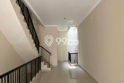 LOKASI STRATEGIS! Ruko Kawasan Green Lake City, Luas 286m², Kawasan Potensial LOKASI STRATEGIS! Ruko Kawasan Green Lake City, Luas 286m², Kawasan Potensial