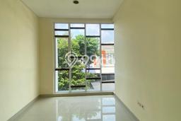 DISEWAKAN RUMAH MURAH 4kt Siap Huniii Unfurnished DISEWAKAN RUMAH MURAH 4kt Siap Huniii Unfurnished
