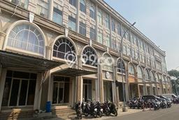 SEWA STRATEGIS! Ruko Kawasan Green Lake City, Luas 286m², Lokasi Ramai SEWA STRATEGIS! Ruko Kawasan Green Lake City, Luas 286m², Lokasi Ramai