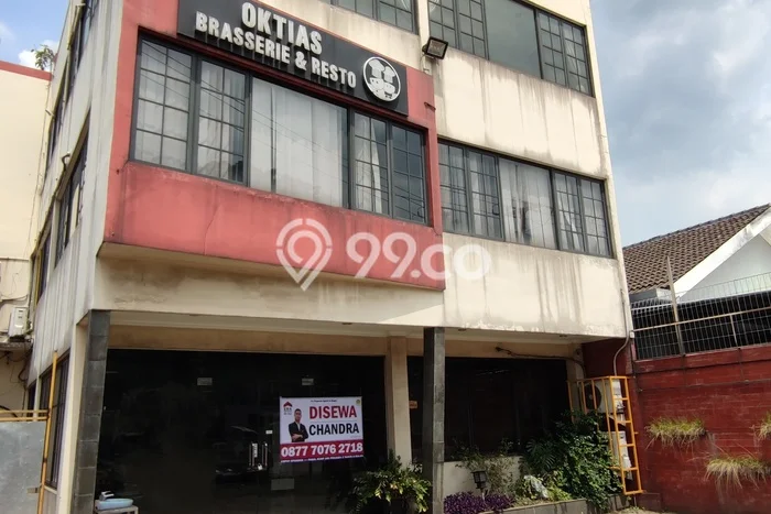 LOKASI PREMIUM! Ruko di Cibinong, Luas 600m², Lokasi Ramai LOKASI PREMIUM! Ruko di Cibinong, Luas 600m², Lokasi Ramai