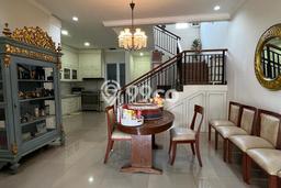 HARGA SPESIAL! Rumah Minimalis di Tebet, Jakarta Selatan, LT 100m² LB 200m² Bisa Nego! HARGA SPESIAL! Rumah Minimalis di Tebet, Jakarta Selatan, LT 100m² LB 200m² Bisa Nego!