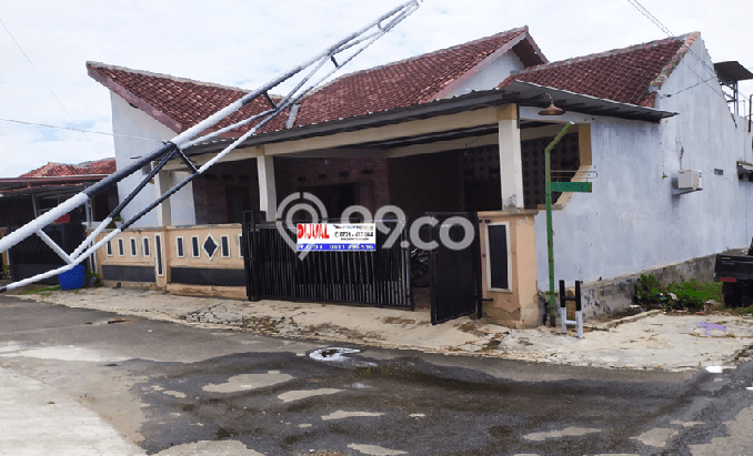For Sale Rumah 3 Kamar Lokasi Ideal Bagus dan Strategis di Kemiling For Sale Rumah 3 Kamar Lokasi Ideal Bagus dan Strategis di Kemiling