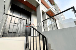 Siap Huni Rumah Mewah 4 Kamar di Cilandak Dekat ke Mana Pun Siap Huni Rumah Mewah 4 Kamar di Cilandak Dekat ke Mana Pun