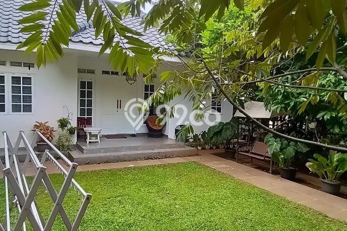 Rumah Elit Modern Siap Huni di Kemang Jakarta Selatan Rumah Elit Modern Siap Huni di Kemang Jakarta Selatan