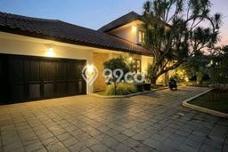 For Sale! Luxury House LT 765m2 Desain Modern di Kemang For Sale! Luxury House LT 765m2 Desain Modern di Kemang