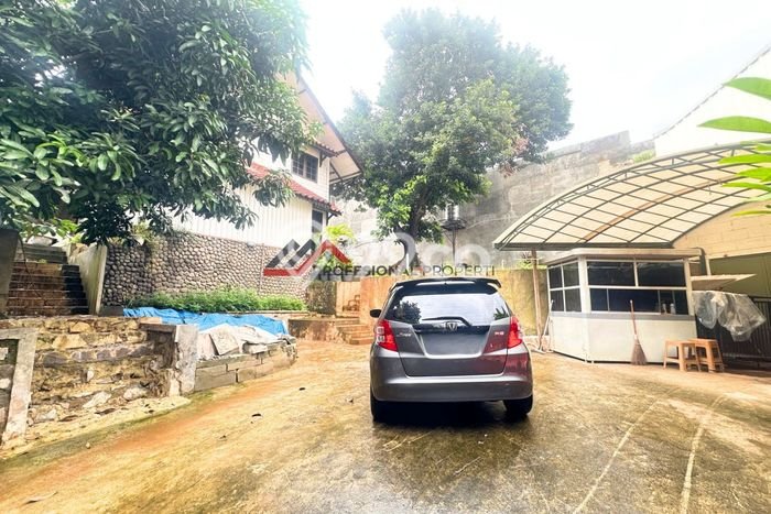 Rumah Luxury Modern Tanpa Renovasi di Pangkalan Jati Depok Rumah Luxury Modern Tanpa Renovasi di Pangkalan Jati Depok