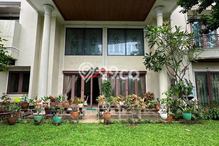 Dijual Rumah Luas Elegan Dengan View Eksklusif di Cipete, Jakarta Selatan Dijual Rumah Luas Elegan Dengan View Eksklusif di Cipete, Jakarta Selatan