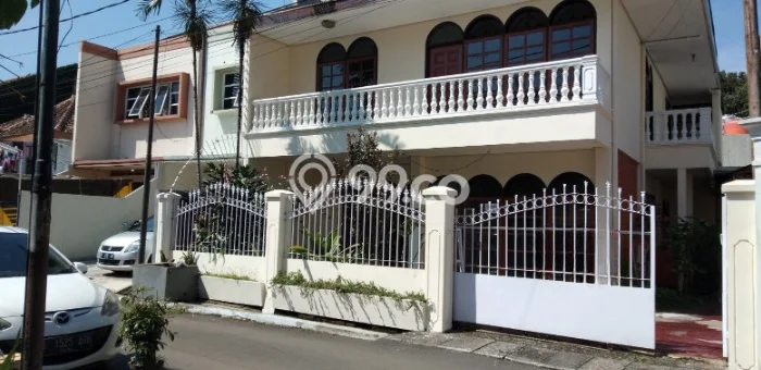 Hunian Mewah Dijual LT 260m2 di Cipaganti, Bandung Hunian Mewah Dijual LT 260m2 di Cipaganti, Bandung