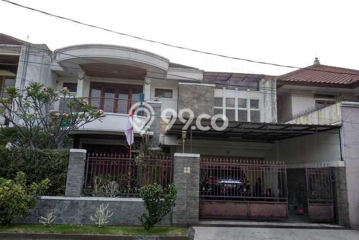 Hunian Eksklusif Siap Huni LT 390m2 di Batununggal, Bandung Hunian Eksklusif Siap Huni LT 390m2 di Batununggal, Bandung