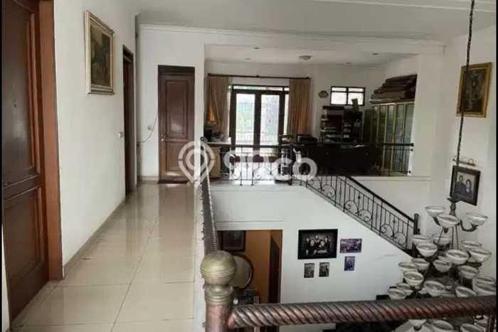 Hunian Eksklusif Siap Huni LT 390m2 di Batununggal, Bandung Hunian Eksklusif Siap Huni LT 390m2 di Batununggal, Bandung