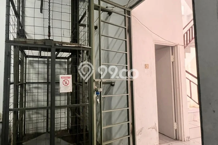 Unit Gudang Tersedia di Pantai Indah Kapuk Spesifikasi LB 720m2 Unit Gudang Tersedia di Pantai Indah Kapuk Spesifikasi LB 720m2