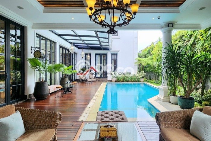Rumah Luxury Modern Siap Huni di Kemang Jakarta Selatan Rumah Luxury Modern Siap Huni di Kemang Jakarta Selatan