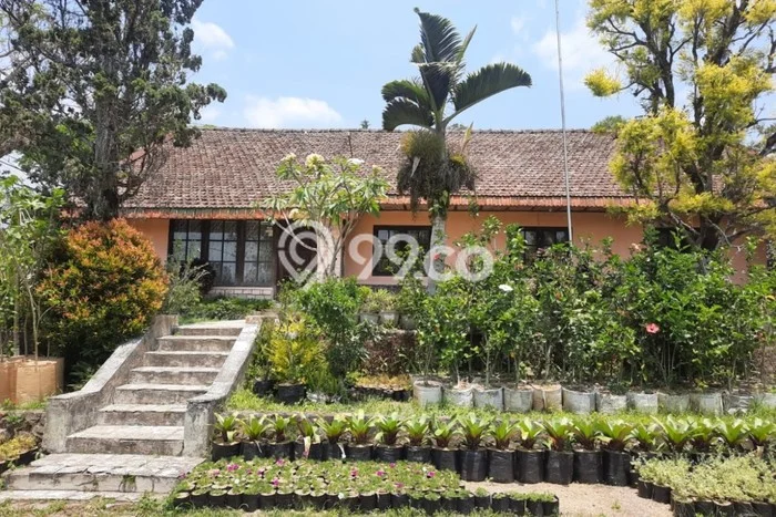 Vila Tenang Kawasan , Ukuran 2785m2m², Akses ke beragam kebutuhan Vila Tenang Kawasan , Ukuran 2785m2m², Akses ke beragam kebutuhan