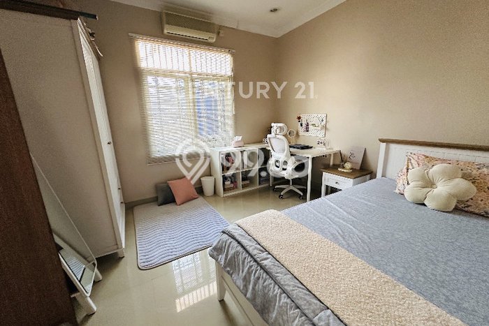 Jual Rumah Mewah Elegan Dengan View Cantik di Otista, Jakarta Timur Jual Rumah Mewah Elegan Dengan View Cantik di Otista, Jakarta Timur