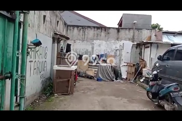 Unit Komersial Dijual di Bekasi LT 2380m2 & LB 50m2 Unit Komersial Dijual di Bekasi LT 2380m2 & LB 50m2