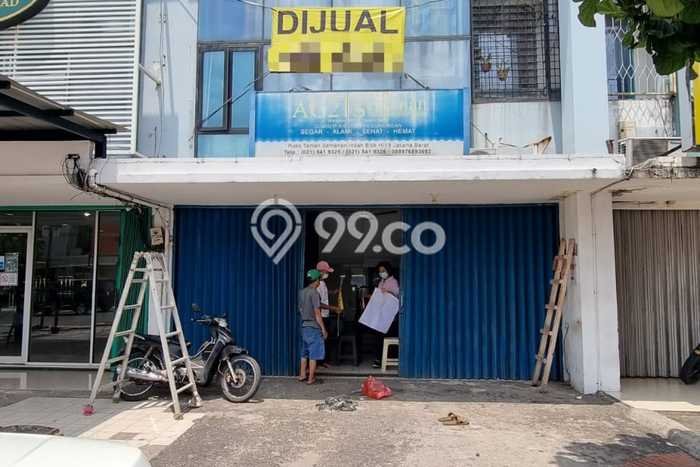 Ruko Dijual di Jakarta Barat LT 90m2 & LB 180m2 Lokasi Terbaik! Ruko Dijual di Jakarta Barat LT 90m2 & LB 180m2 Lokasi Terbaik!