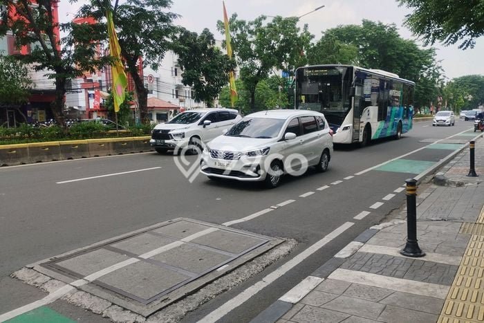 Komersial Dijual Lokasi Emas di Pulo Gadung Luas 750m2 Komersial Dijual Lokasi Emas di Pulo Gadung Luas 750m2
