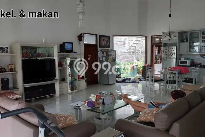 Rumah Elit LB 350m2 Siap Huni Desain Elegan di Bandung Kota, Bandung Rumah Elit LB 350m2 Siap Huni Desain Elegan di Bandung Kota, Bandung