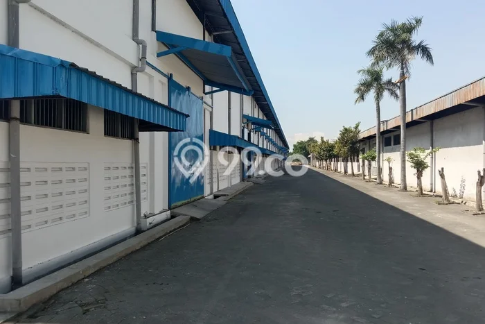 Disewakan Gudang di Kawasan Ramai Rungkut Industri Luas 20000m2 Disewakan Gudang di Kawasan Ramai Rungkut Industri Luas 20000m2