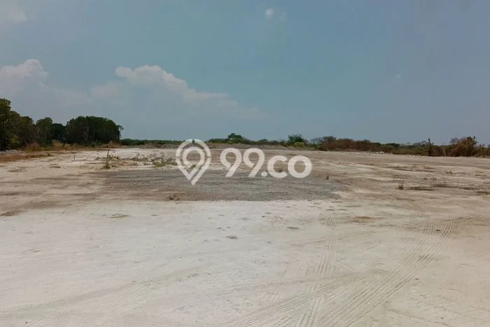 Tanah Disewakan Lokasi Surabaya Seluas 20000m2 Strategis dan Aman Tanah Disewakan Lokasi Surabaya Seluas 20000m2 Strategis dan Aman