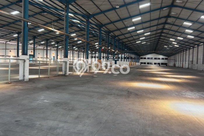 Disewakan Gudang di Kawasan Ramai Surabaya Kota Luas 20000m2 Disewakan Gudang di Kawasan Ramai Surabaya Kota Luas 20000m2