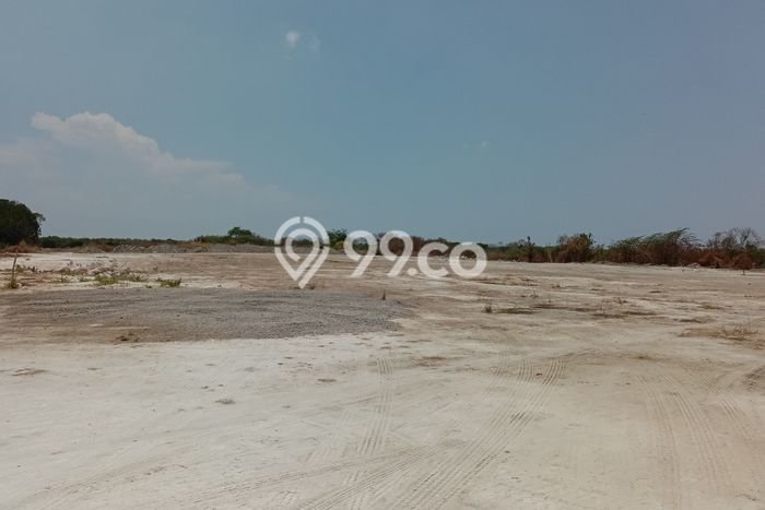 Disewakan Tanah di Surabaya Kota Surabaya Seluas 30000m2 Disewakan Tanah di Surabaya Kota Surabaya Seluas 30000m2