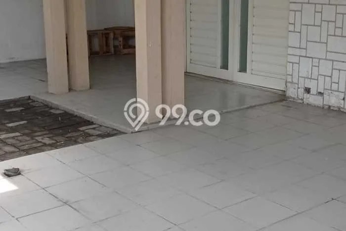 Lokasi strategis! Rumah siap pakai dikontrakkan di Gedangan LB 100m2 Lokasi strategis! Rumah siap pakai dikontrakkan di Gedangan LB 100m2