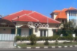 For Sale! Premium House LT 226m2 Desain Modern di Surabaya Kota For Sale! Premium House LT 226m2 Desain Modern di Surabaya Kota