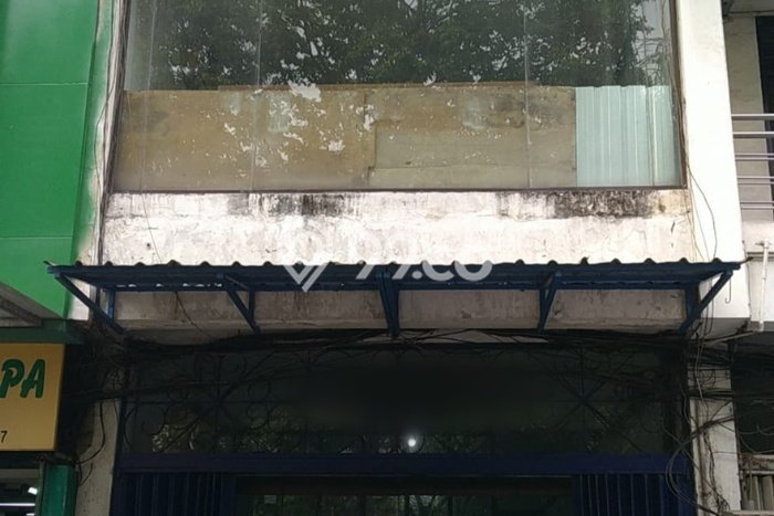Ruko Dijual di Surabaya LT 83m2 & LB 215m2 Lokasi Terbaik! Ruko Dijual di Surabaya LT 83m2 & LB 215m2 Lokasi Terbaik!