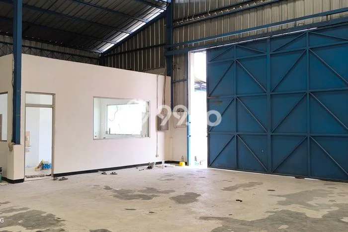 Gudang Disewa di Cipondoh, Tangerang, LT 1500m2 / LB 1200m2 Gudang Disewa di Cipondoh, Tangerang, LT 1500m2 / LB 1200m2