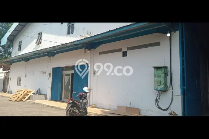 Gudang Komersial Disewakan di Tapos Depok Luas 2246m2 Gudang Komersial Disewakan di Tapos Depok Luas 2246m2