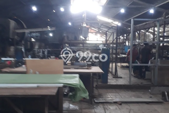 Gudang Dijual di Cipondoh Tangerang dengan Luas Bangunan 1000m2 Gudang Dijual di Cipondoh Tangerang dengan Luas Bangunan 1000m2