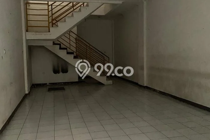 Kost Dijual di Cibubur dengan 8 KT dan Luas 440m2 Kost Dijual di Cibubur dengan 8 KT dan Luas 440m2